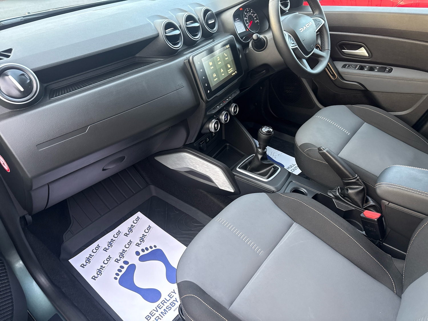 Used Dacia Duster 2023 for sale - 77360621: Photo 2