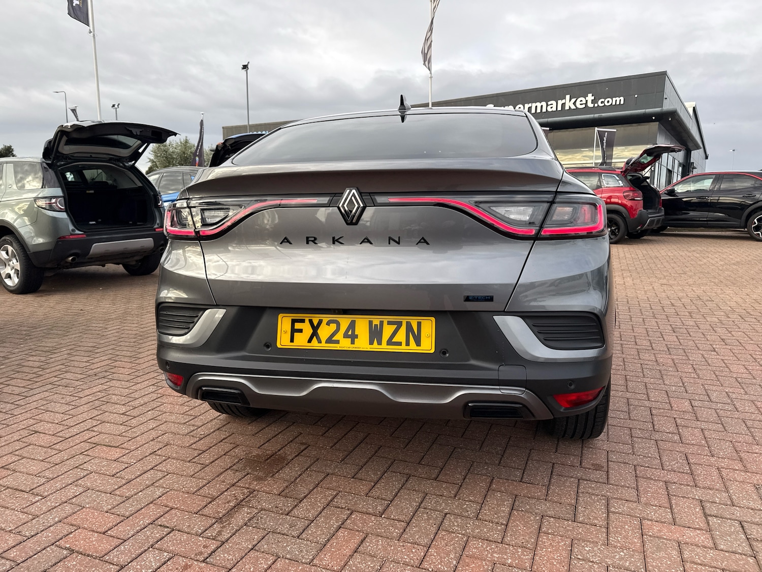 Used Renault Arkana 2024 for sale - 76623677: Photo 18