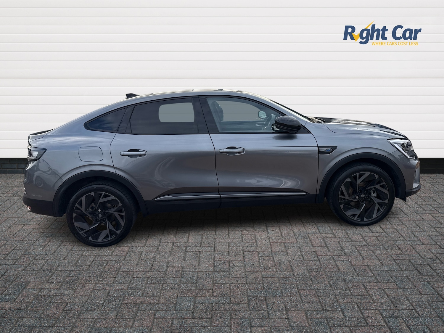 Used Renault Arkana 2024 for sale - 76623677: Photo 4