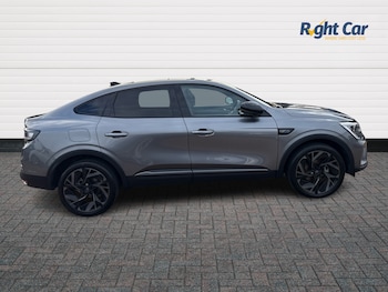 Used Renault Arkana 2024 for sale - 76623677: Photo