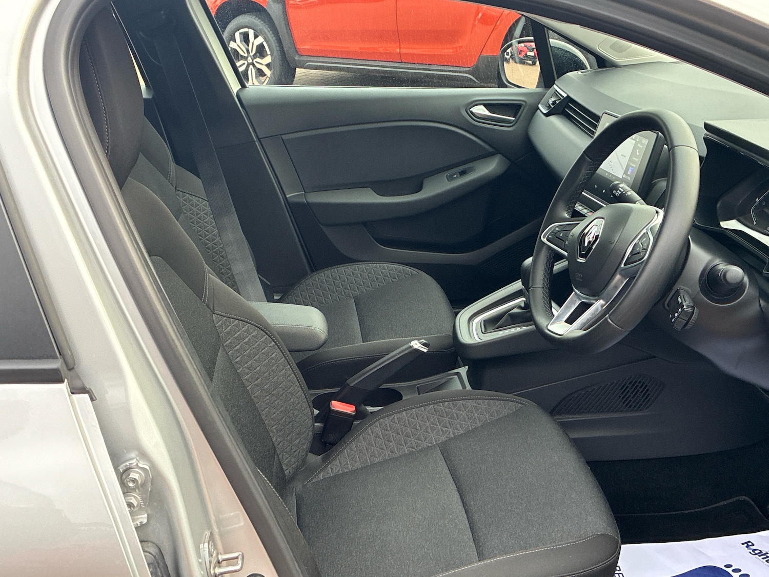 Used Renault Clio 2023 for sale - 76623676: Photo 20