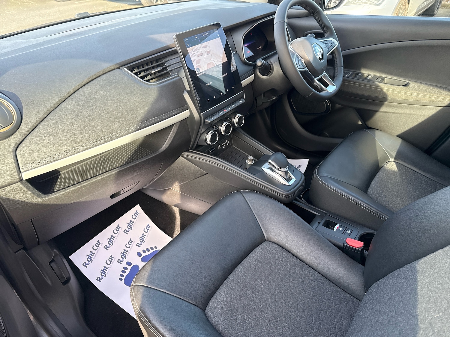 Used Renault Zoe 2022 for sale - 77648197: Photo 2