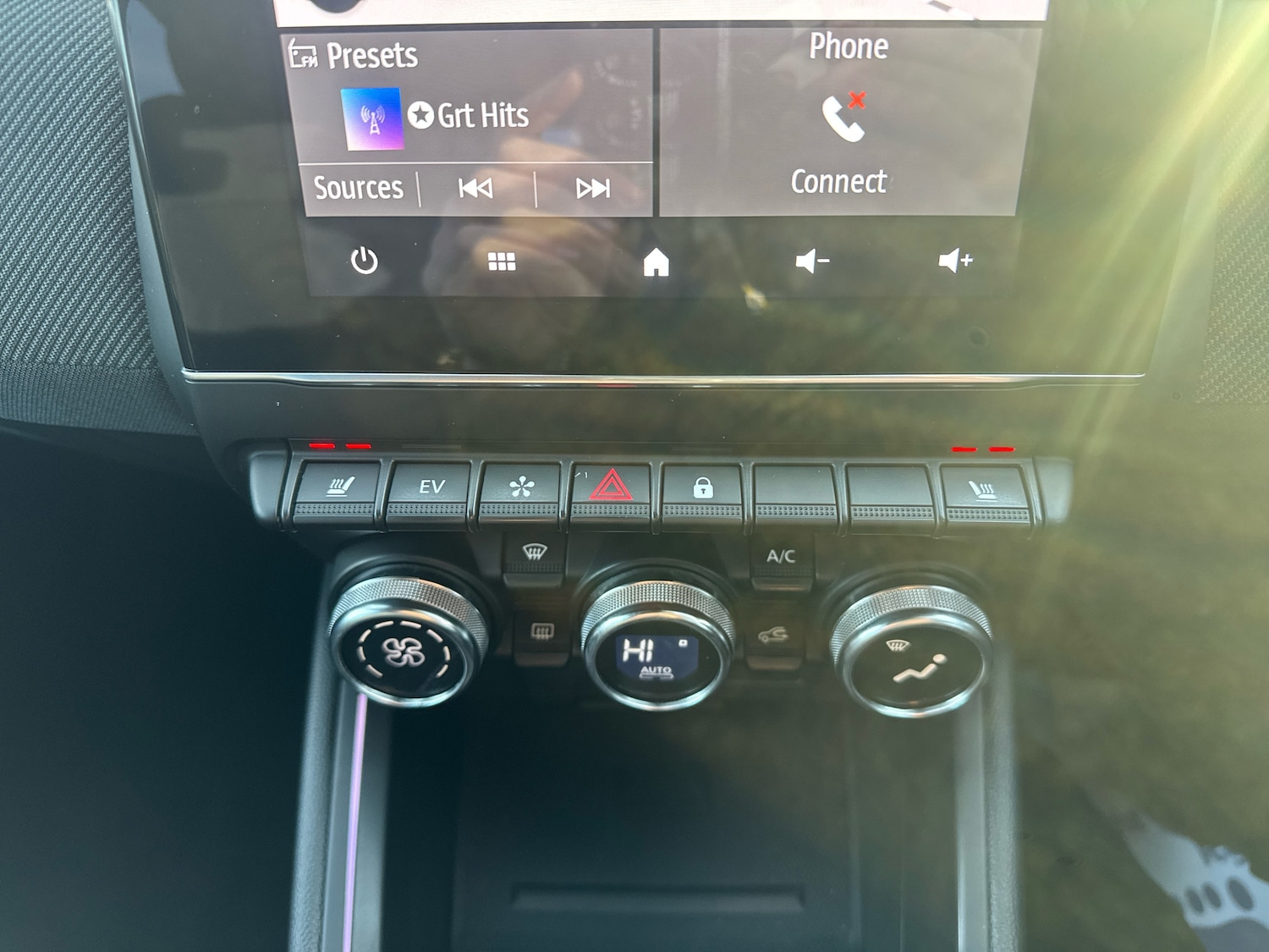 Used Renault Clio 2025 for sale - 77205776: Photo 14