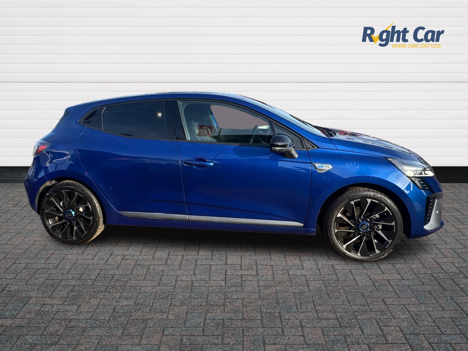 Used Renault Clio 2025 for sale - 77205776: Photo 4
