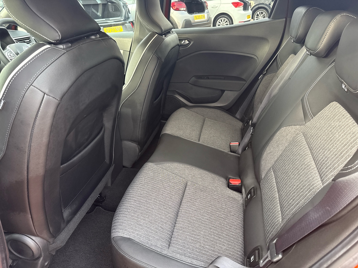 Used Renault Clio 2023 for sale - 76474736: Photo 15