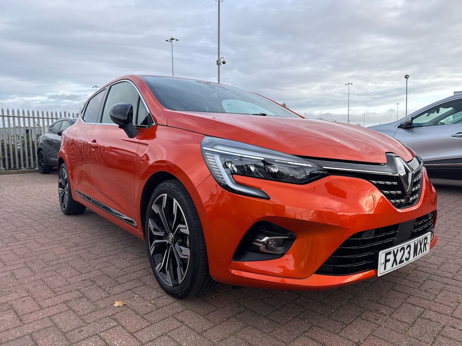 Used Renault Clio 2023 for sale - 76474736: Photo 21