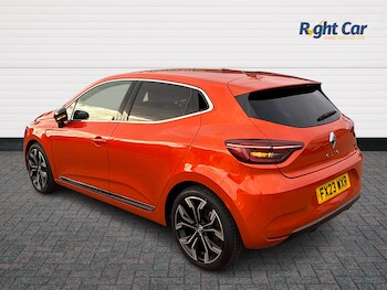 Used Renault Clio 2023 for sale - 76474736: Photo