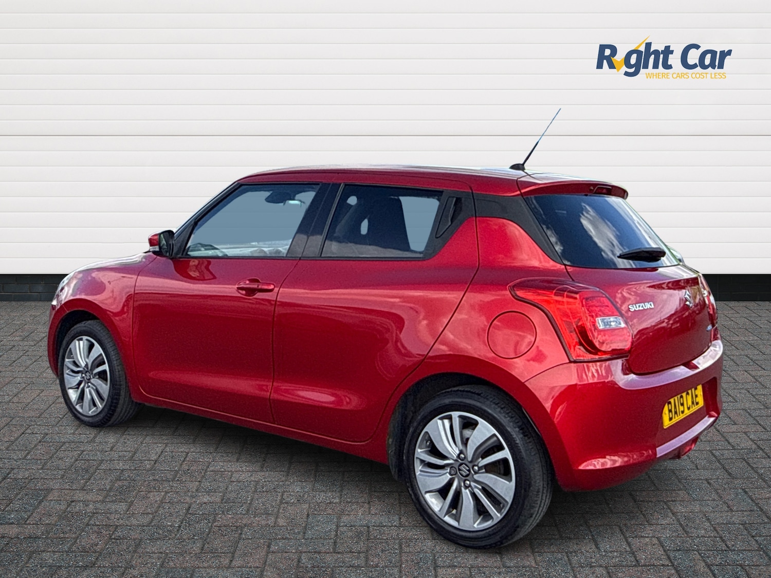 Used Suzuki Swift 2019 for sale - 78049847: Photo 3