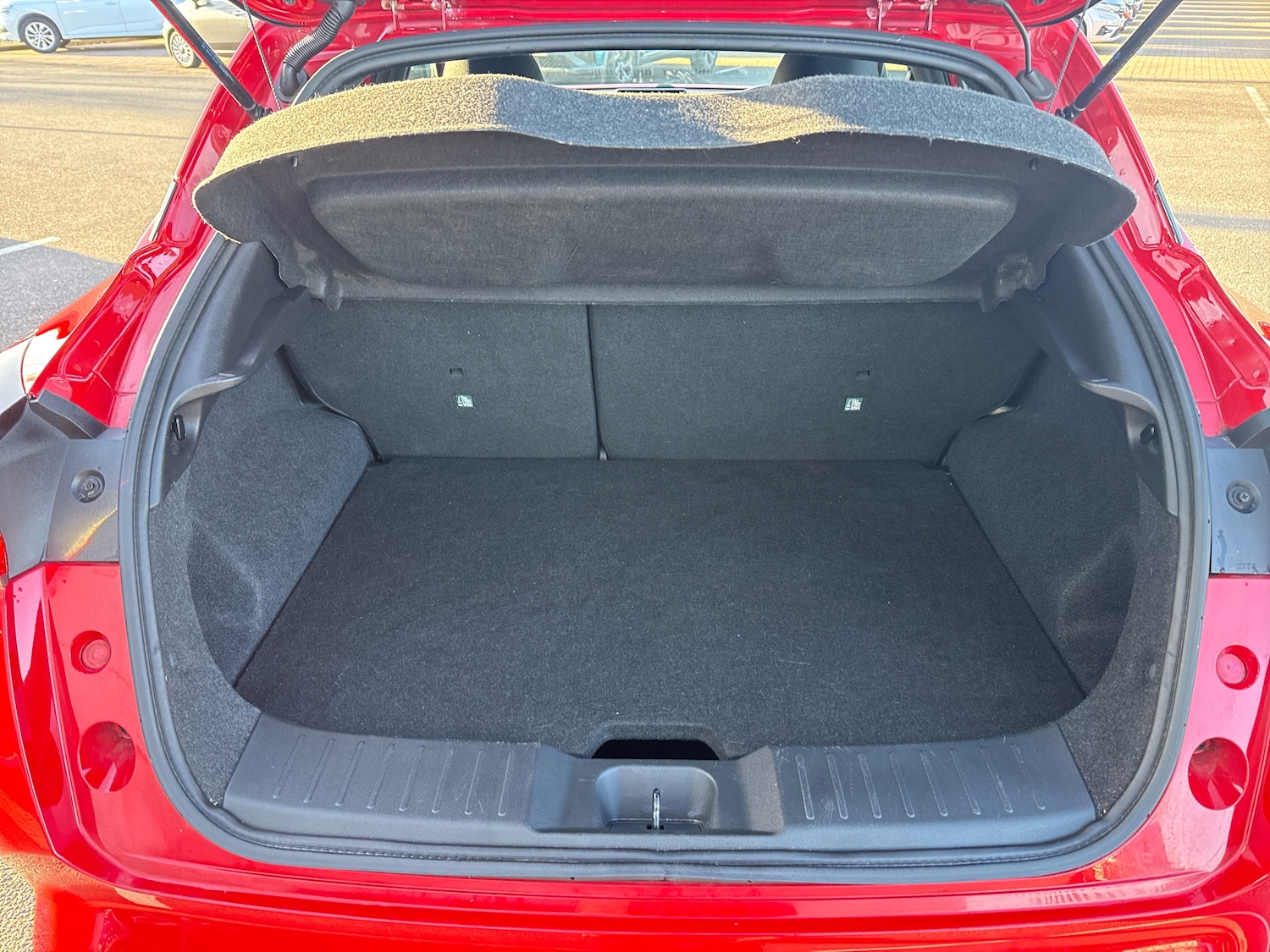 Used Nissan Juke 2020 for sale - 76901543: Photo 9