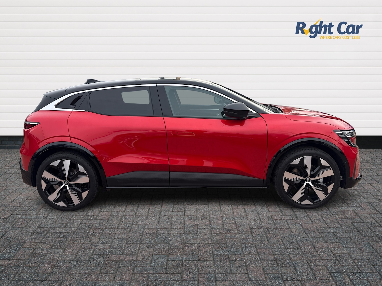 Used Renault Megane 2025 for sale - 76501116: Photo 4