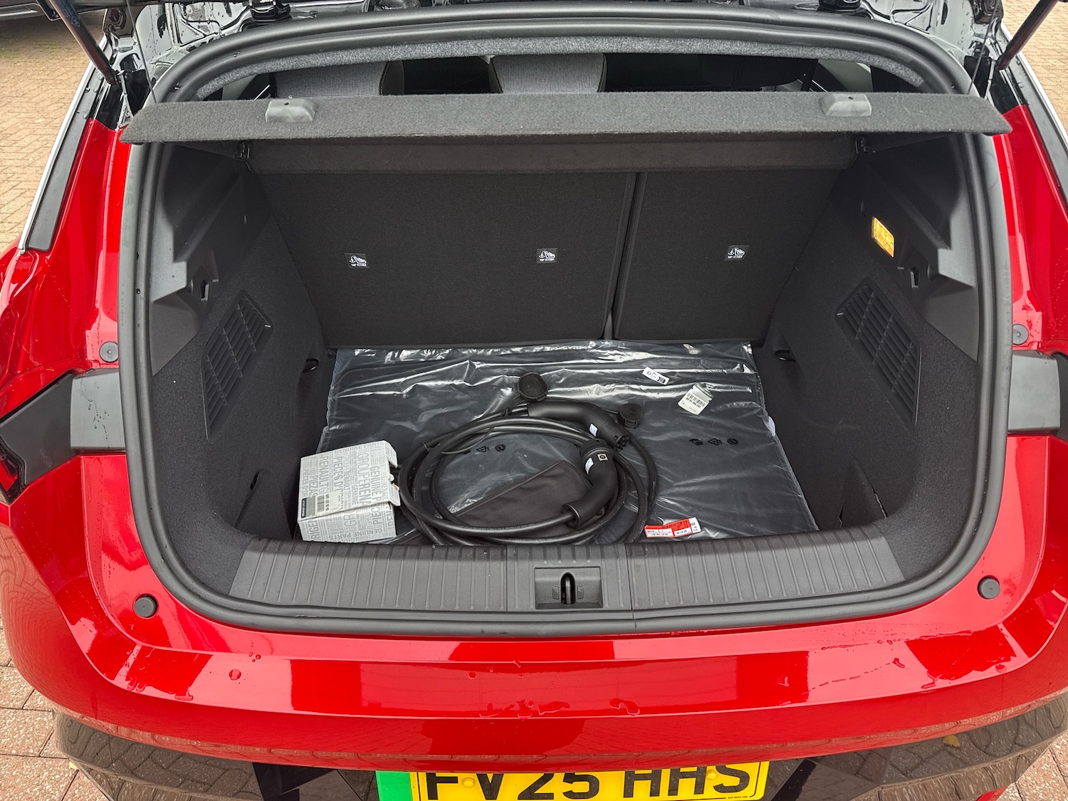 Used Renault Megane 2025 for sale - 76501116: Photo 9