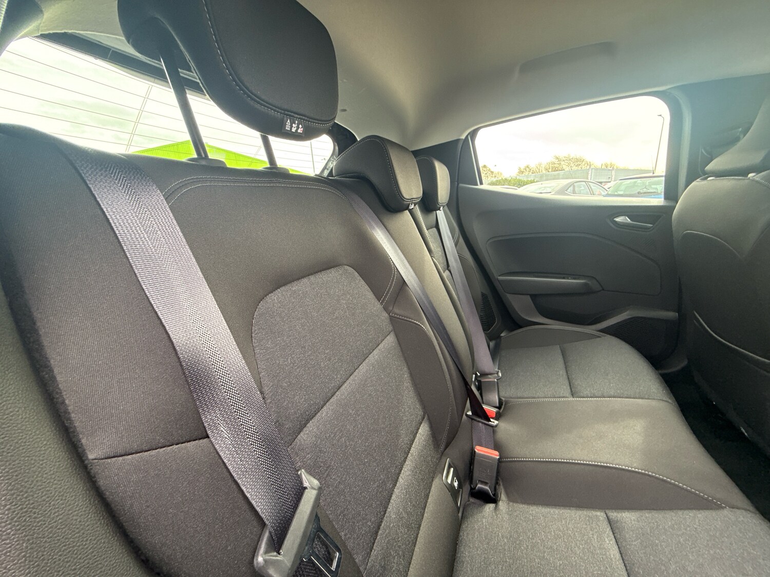 Used Renault Clio 2023 for sale - 77855803: Photo 10