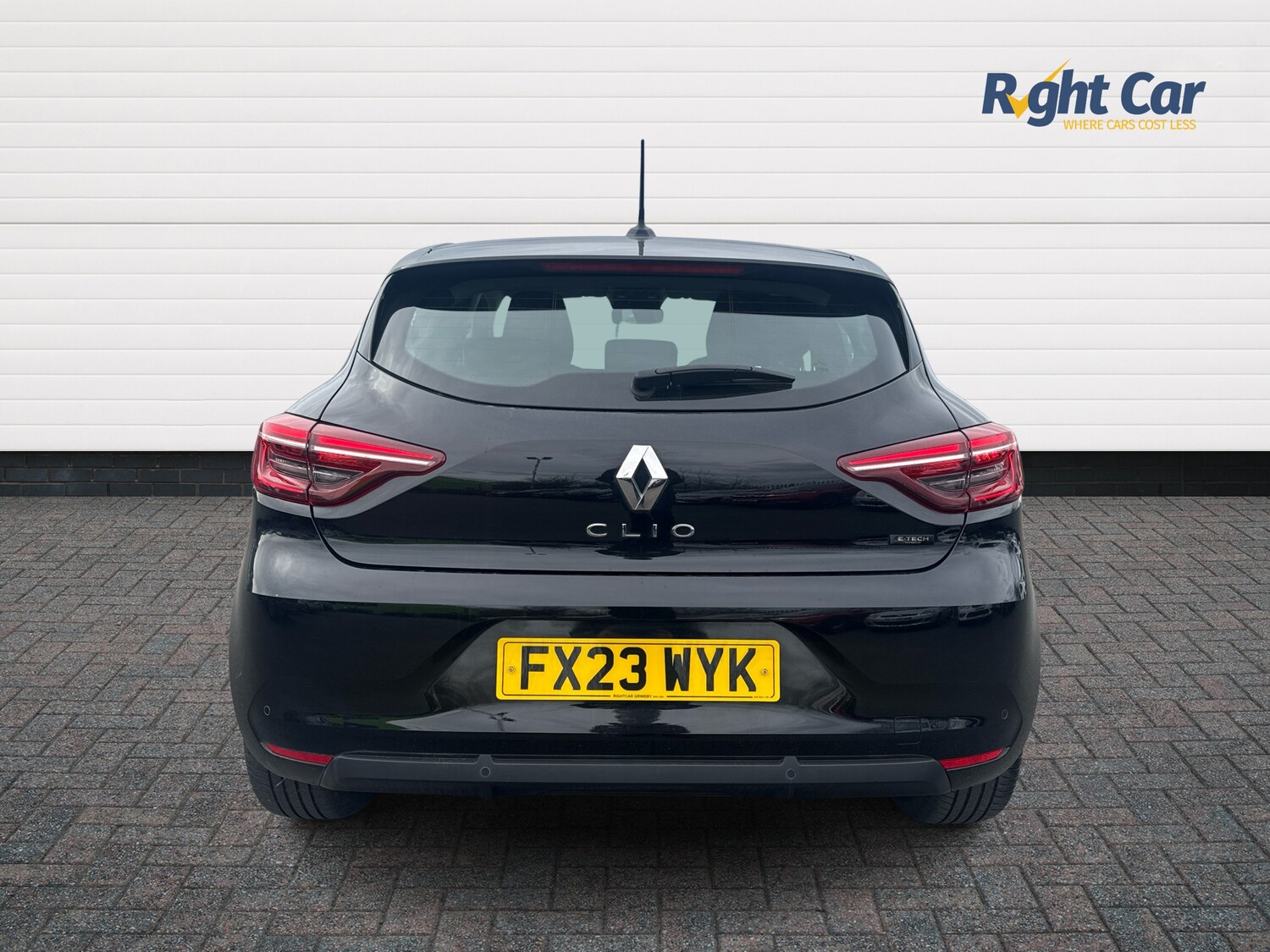 Used Renault Clio 2023 for sale - 77855803: Photo 12