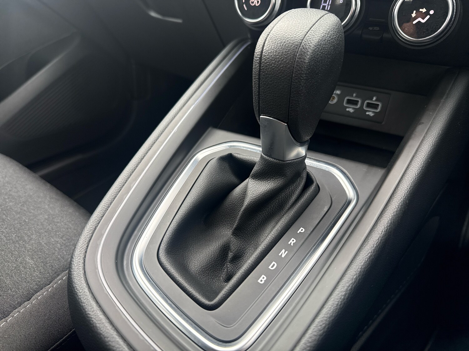 Used Renault Clio 2023 for sale - 77855803: Photo 24