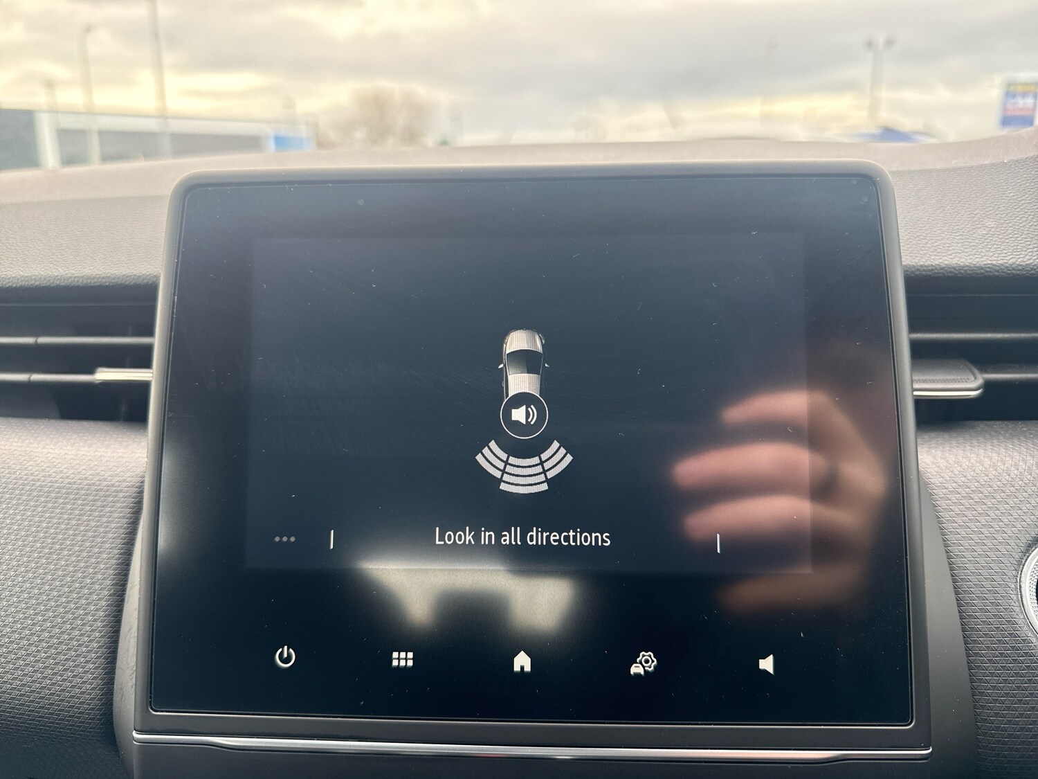 Used Renault Clio 2023 for sale - 77855803: Photo 30