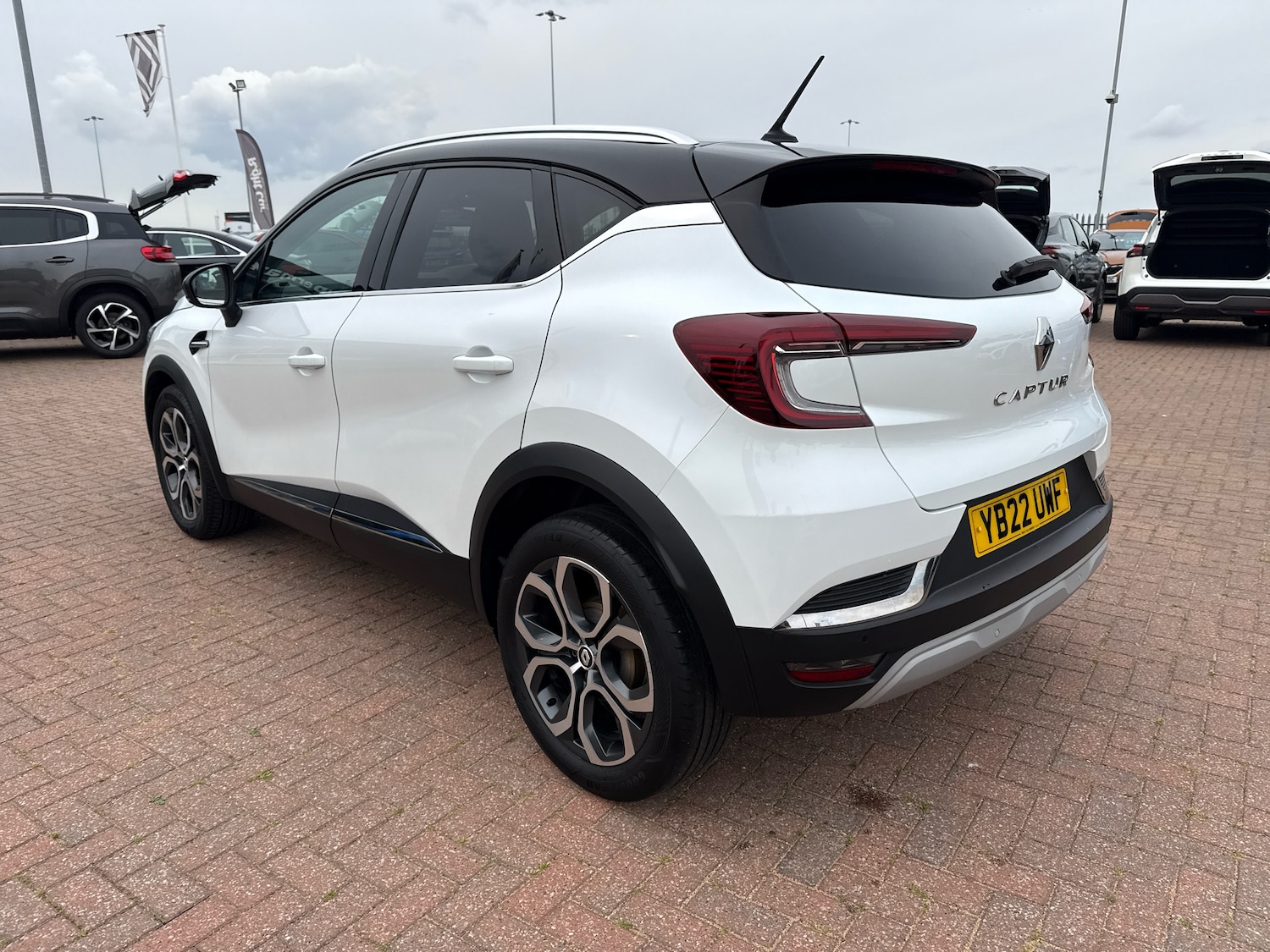 Used Renault Captur 2022 for sale - 76112615: Photo 16