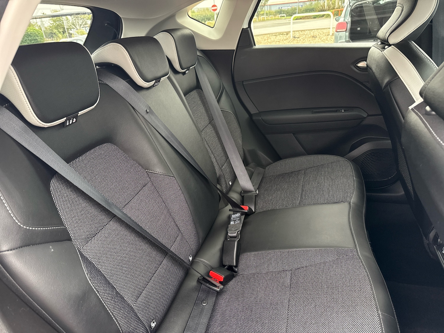 Used Renault Captur 2022 for sale - 76112615: Photo 20