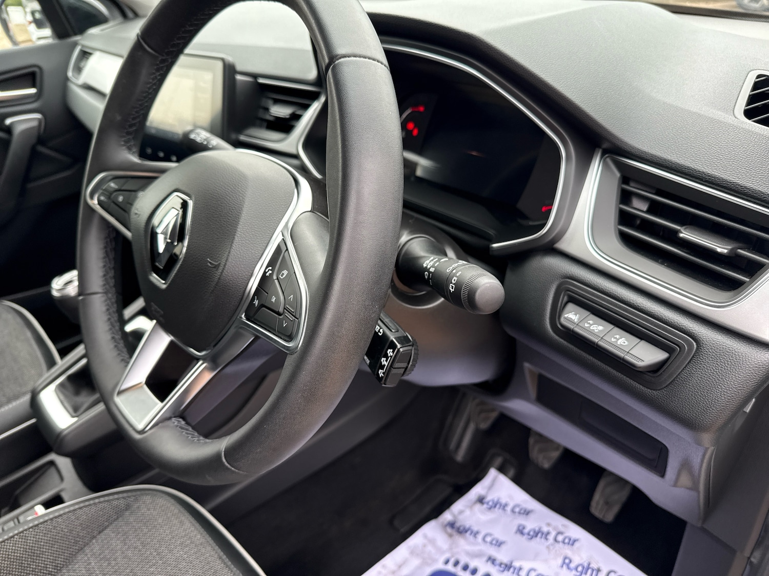 Used Renault Captur 2022 for sale - 76112615: Photo 23