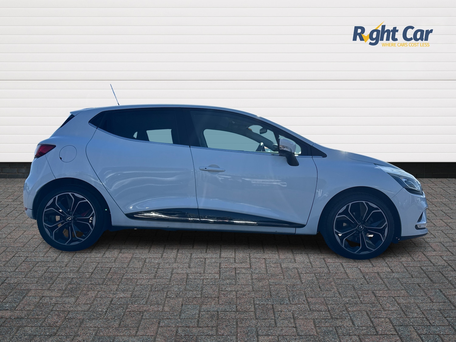 Used Renault Clio 2019 for sale - 78036851: Photo 4
