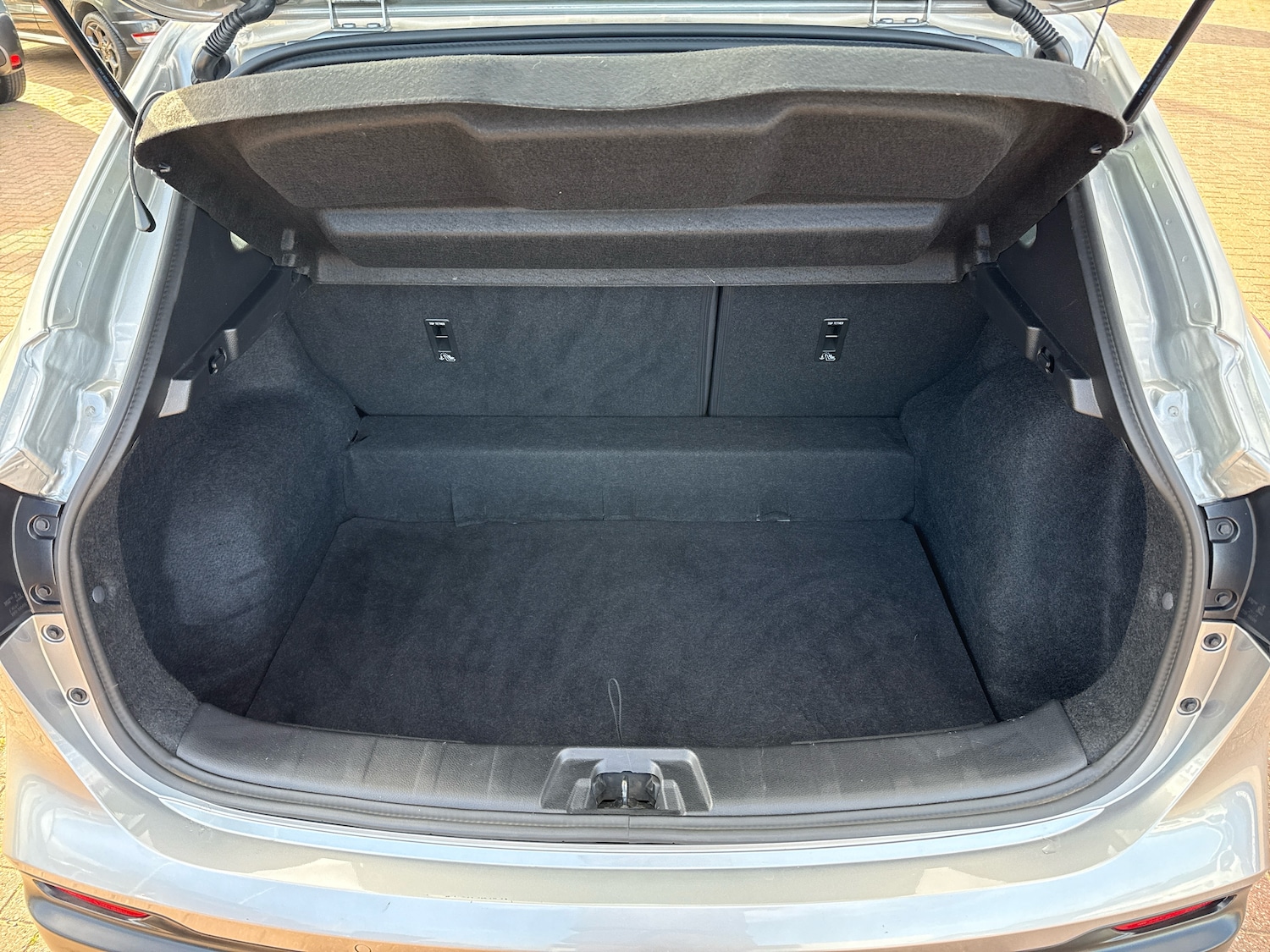 Used Nissan Qashqai 2020 for sale - 76074763: Photo 9