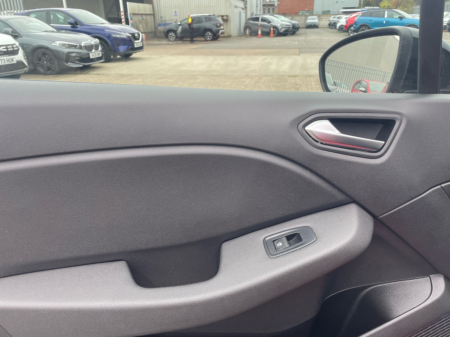 Used Renault Clio 2023 for sale - 77627645: Photo 11