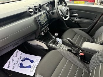 Used Dacia Duster 2023 for sale - 76362018: Photo