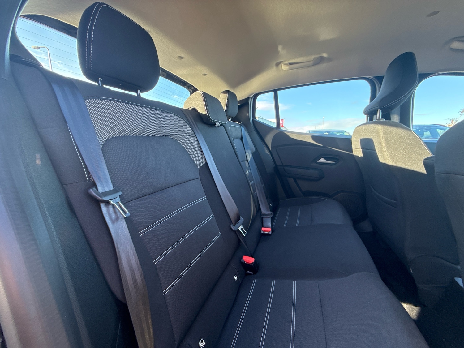 Used Dacia Sandero 2023 for sale - 76704529: Photo 10