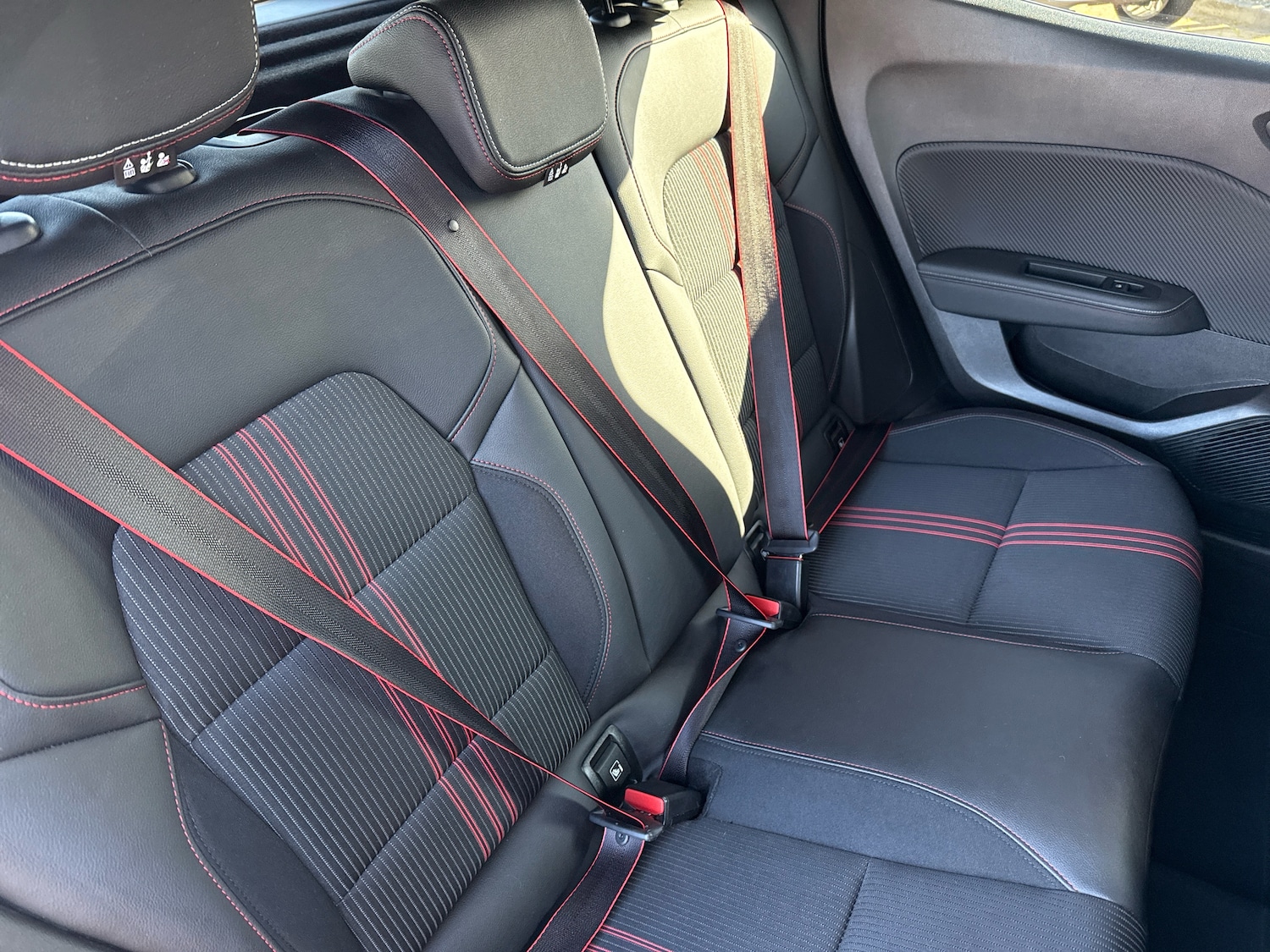 Used Renault Clio 2022 for sale - 76062572: Photo 10