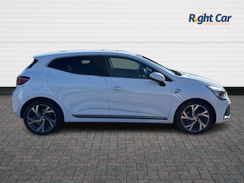 Used Renault Clio 2022 for sale - 76062572: Photo 4