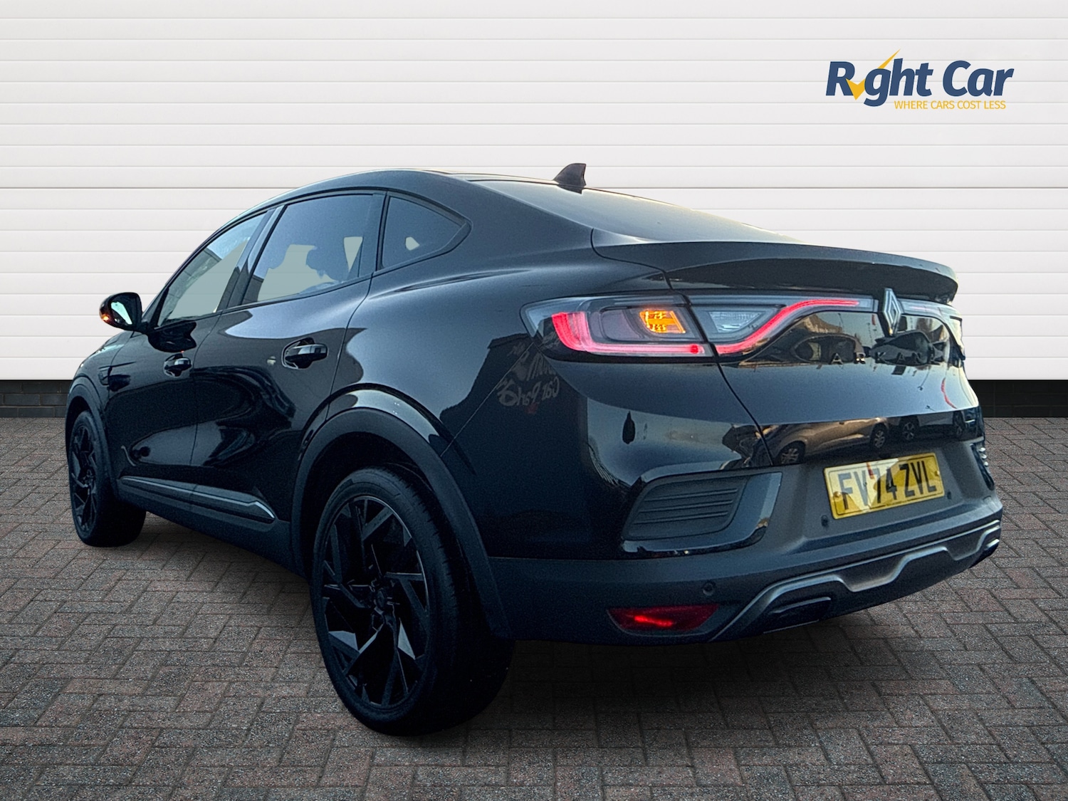 Used Renault Arkana 2024 for sale - 76901550: Photo 3