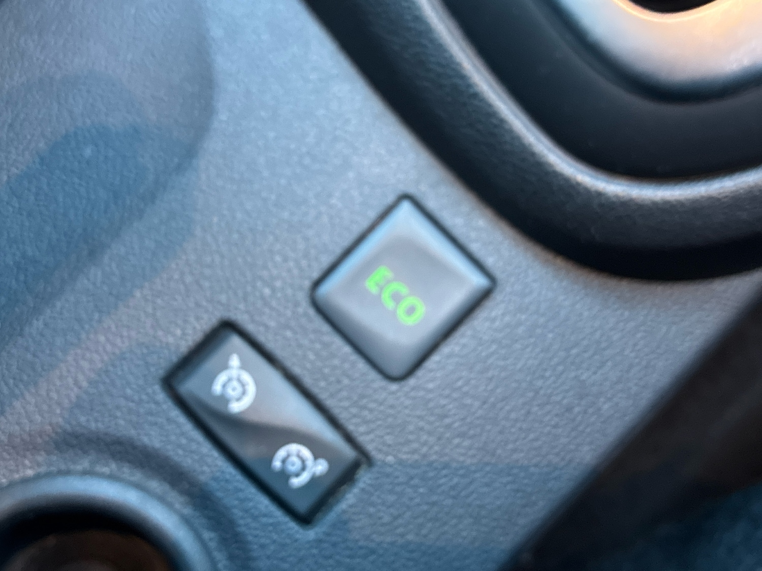 Used Renault Captur 2018 for sale - 77899027: Photo 28