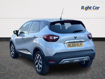 Used Renault Captur 2018 for sale - 77899027: Photo