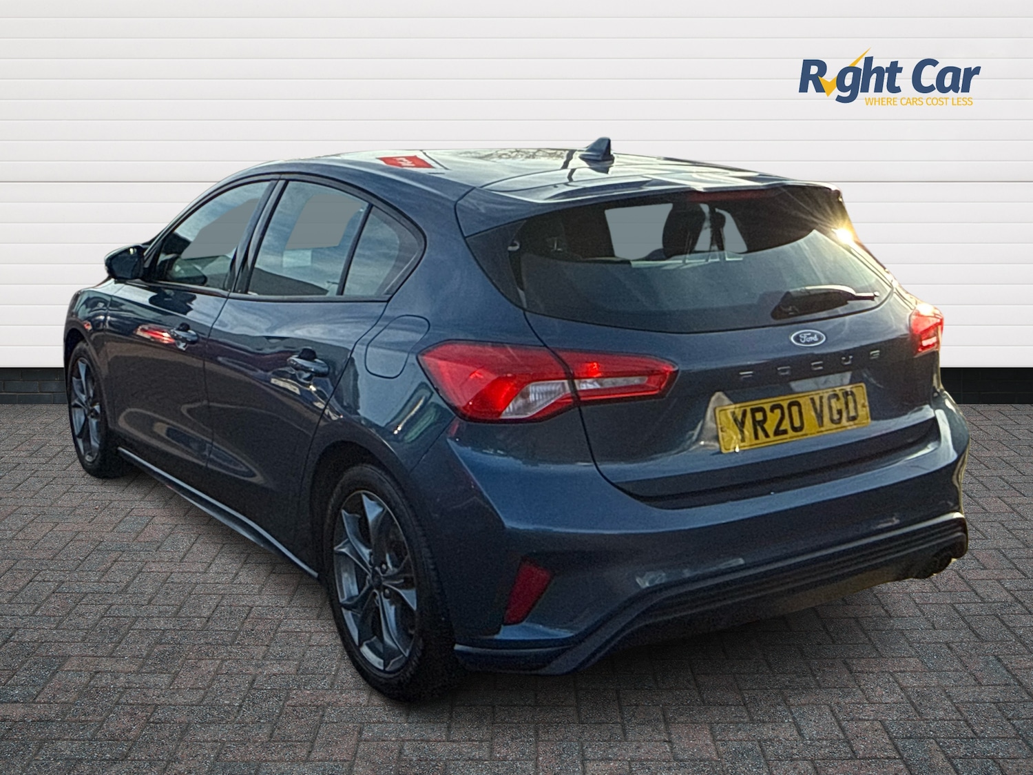 Used Ford Focus 2020 for sale - 77205775: Photo 3