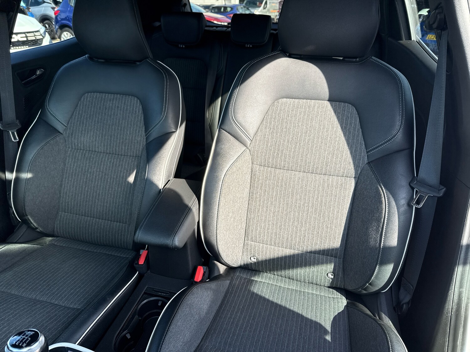Used Renault Clio 2023 for sale - 76125159: Photo 14