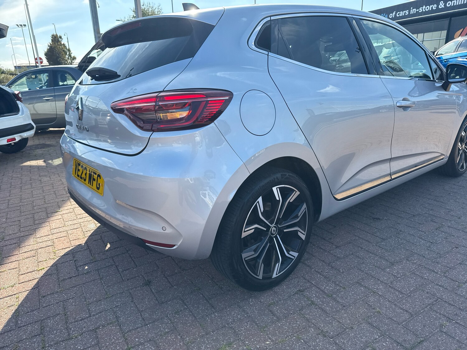 Used Renault Clio 2023 for sale - 76125159: Photo 18
