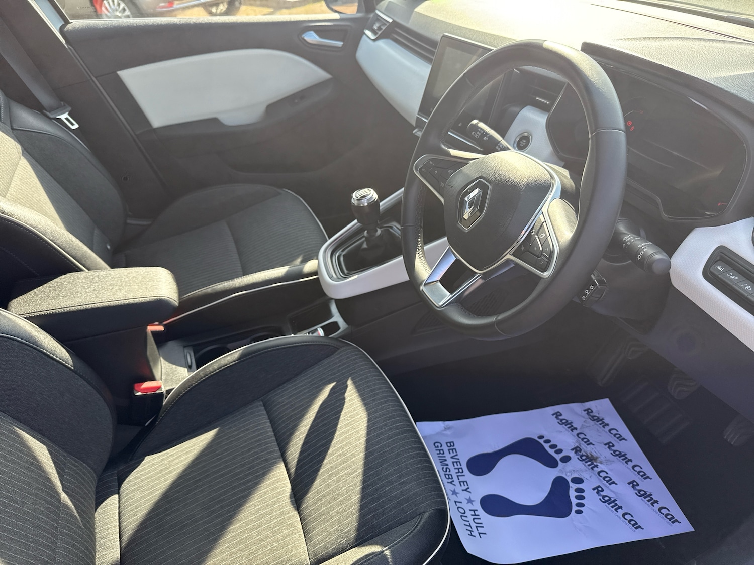 Used Renault Clio 2023 for sale - 76125159: Photo 21