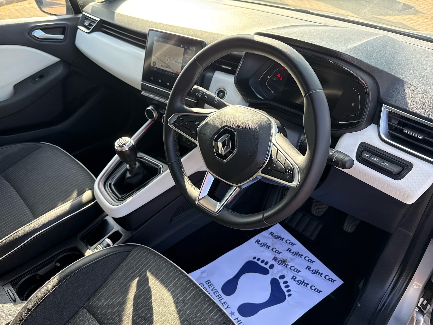 Used Renault Clio 2023 for sale - 76125159: Photo 22