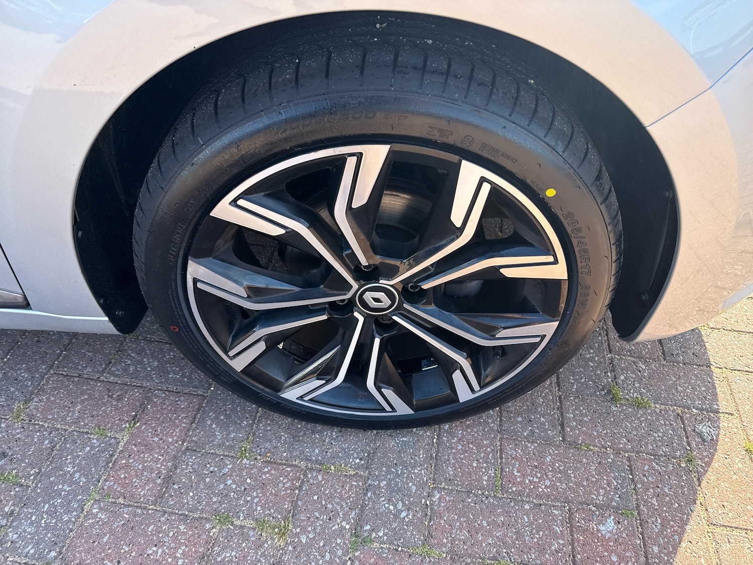 Used Renault Clio 2023 for sale - 76125159: Photo 5