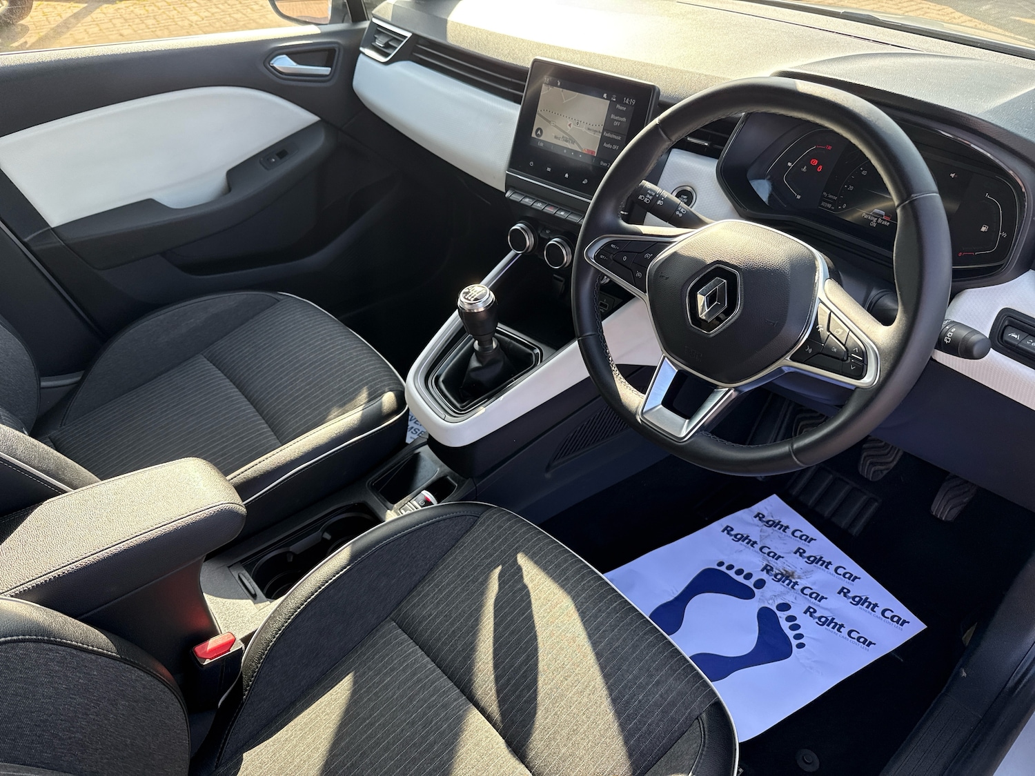 Used Renault Clio 2023 for sale - 76125159: Photo 6