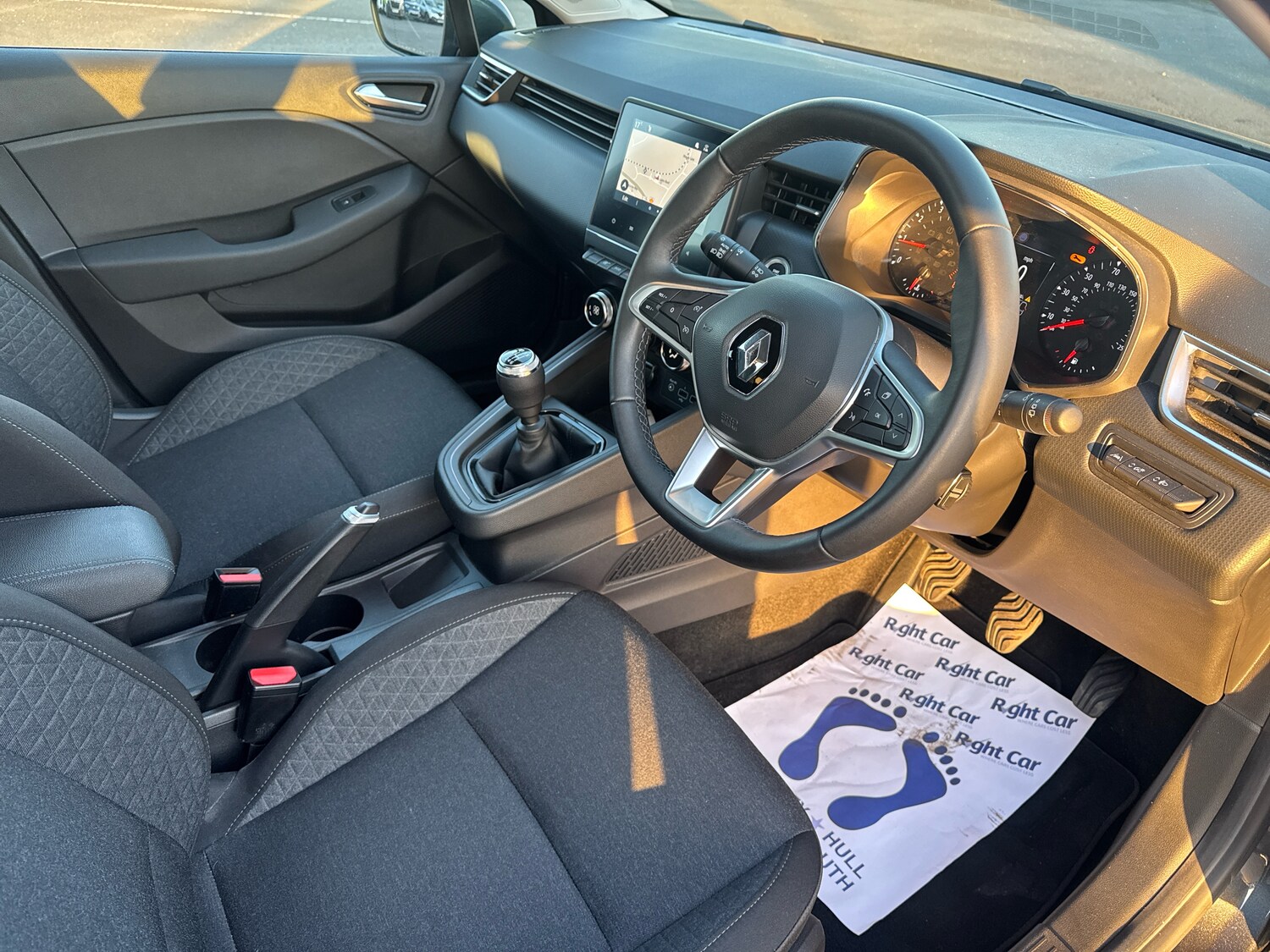 Used Renault Clio 2022 for sale - 77942184: Photo 6