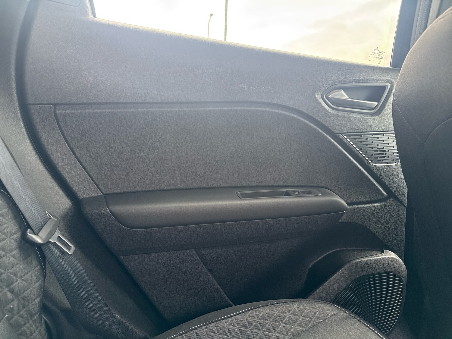 Used Renault Captur 2023 for sale - 77855800: Photo 11