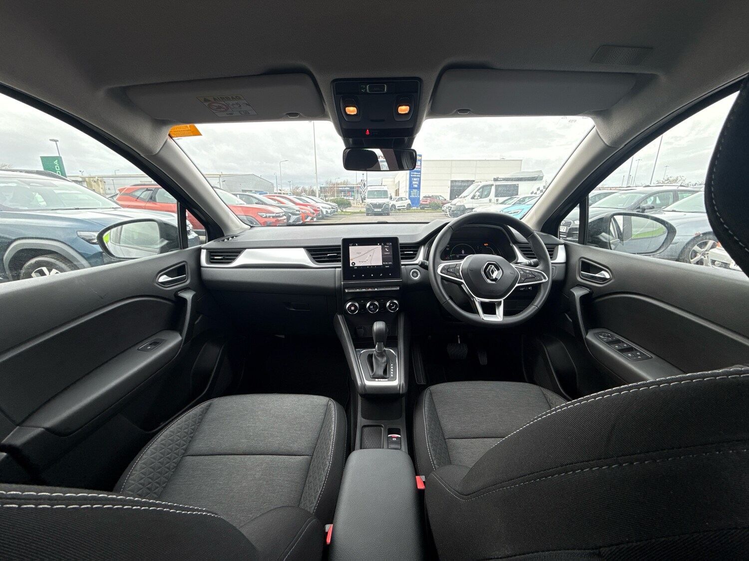 Used Renault Captur 2023 for sale - 77855800: Photo 8