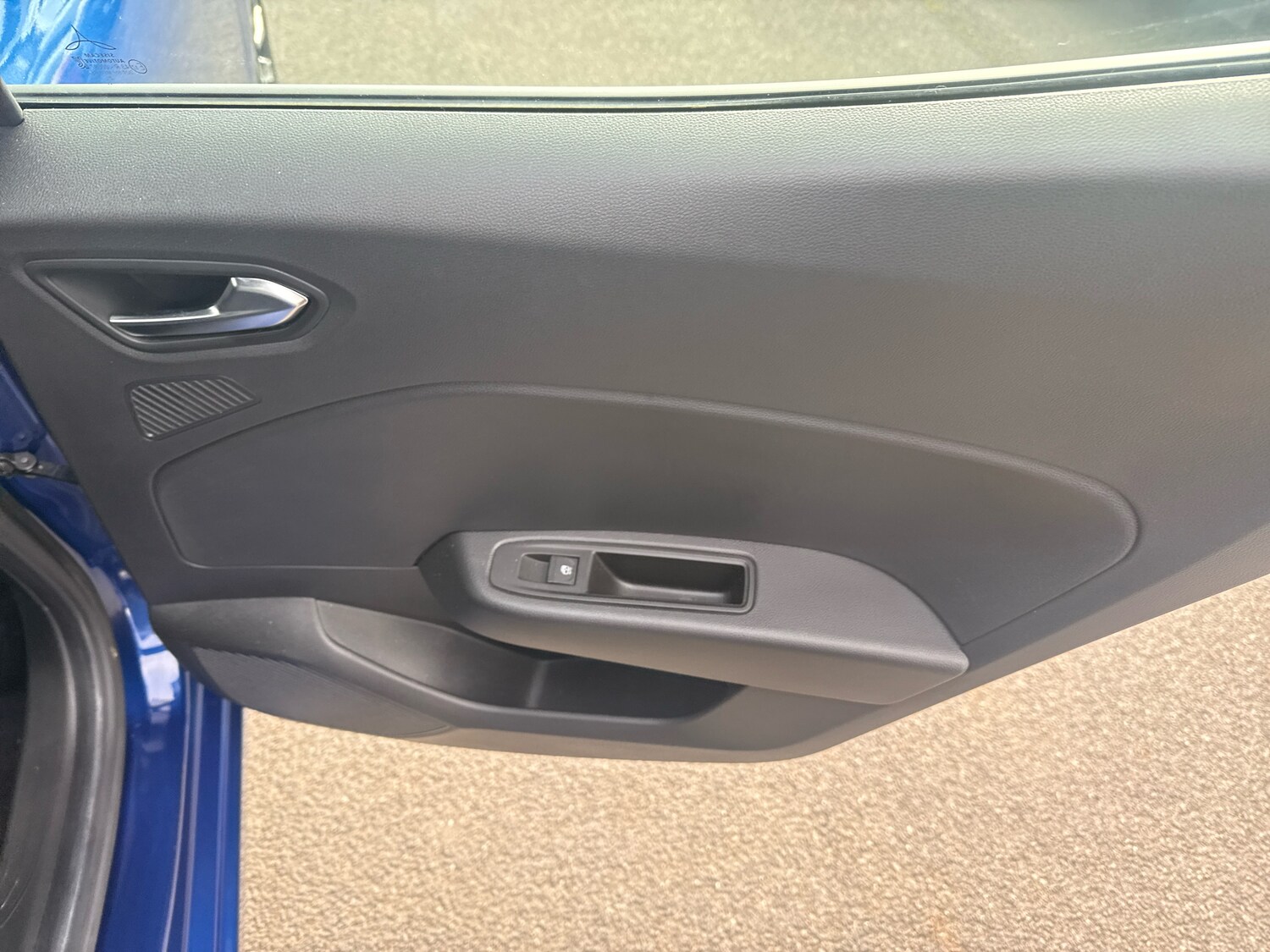 Used Renault Clio 2023 for sale - 77927491: Photo 11