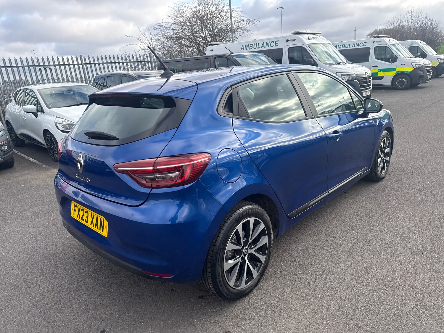 Used Renault Clio 2023 for sale - 77927491: Photo 18