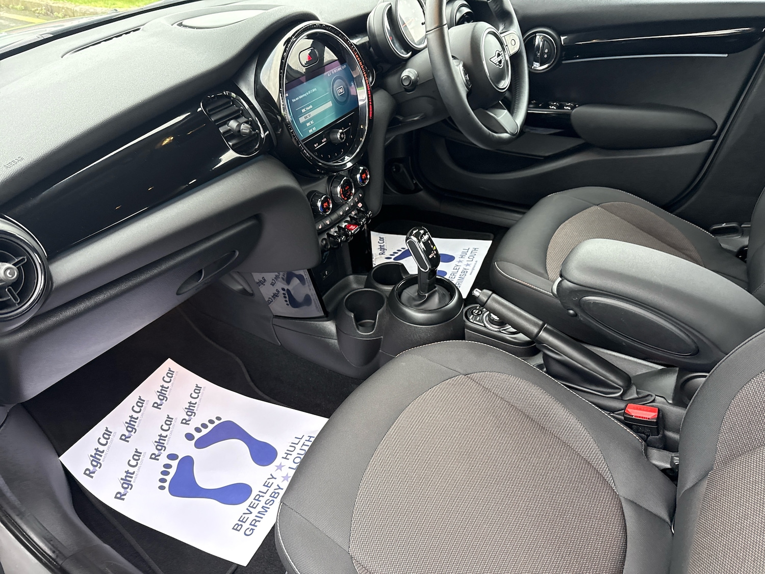 Used MINI Hatch 2022 for sale - 77373112: Photo 2