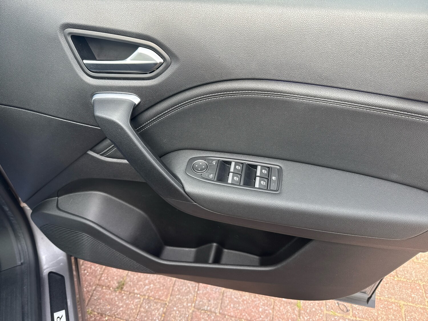 Used Renault Captur 2023 for sale - 76044736: Photo 19