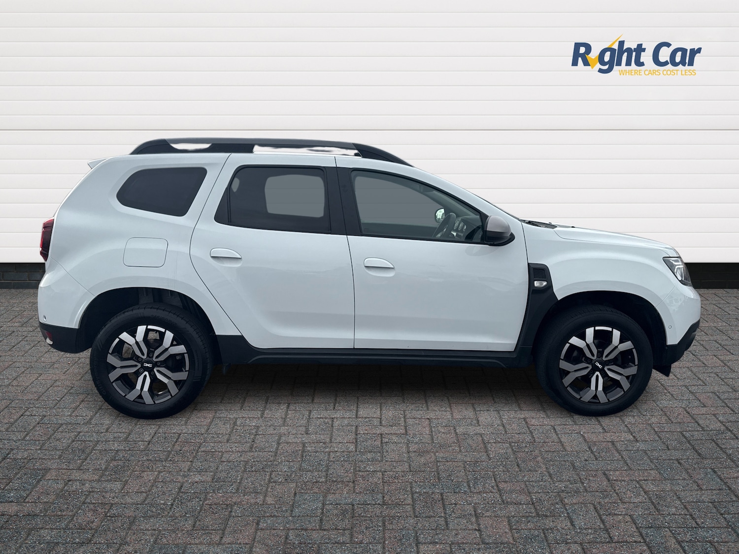 Used Dacia Duster 2023 for sale - 77855802: Photo 4