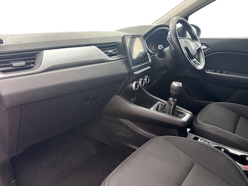 Used Renault Captur 2020 for sale - 79397253: Photo