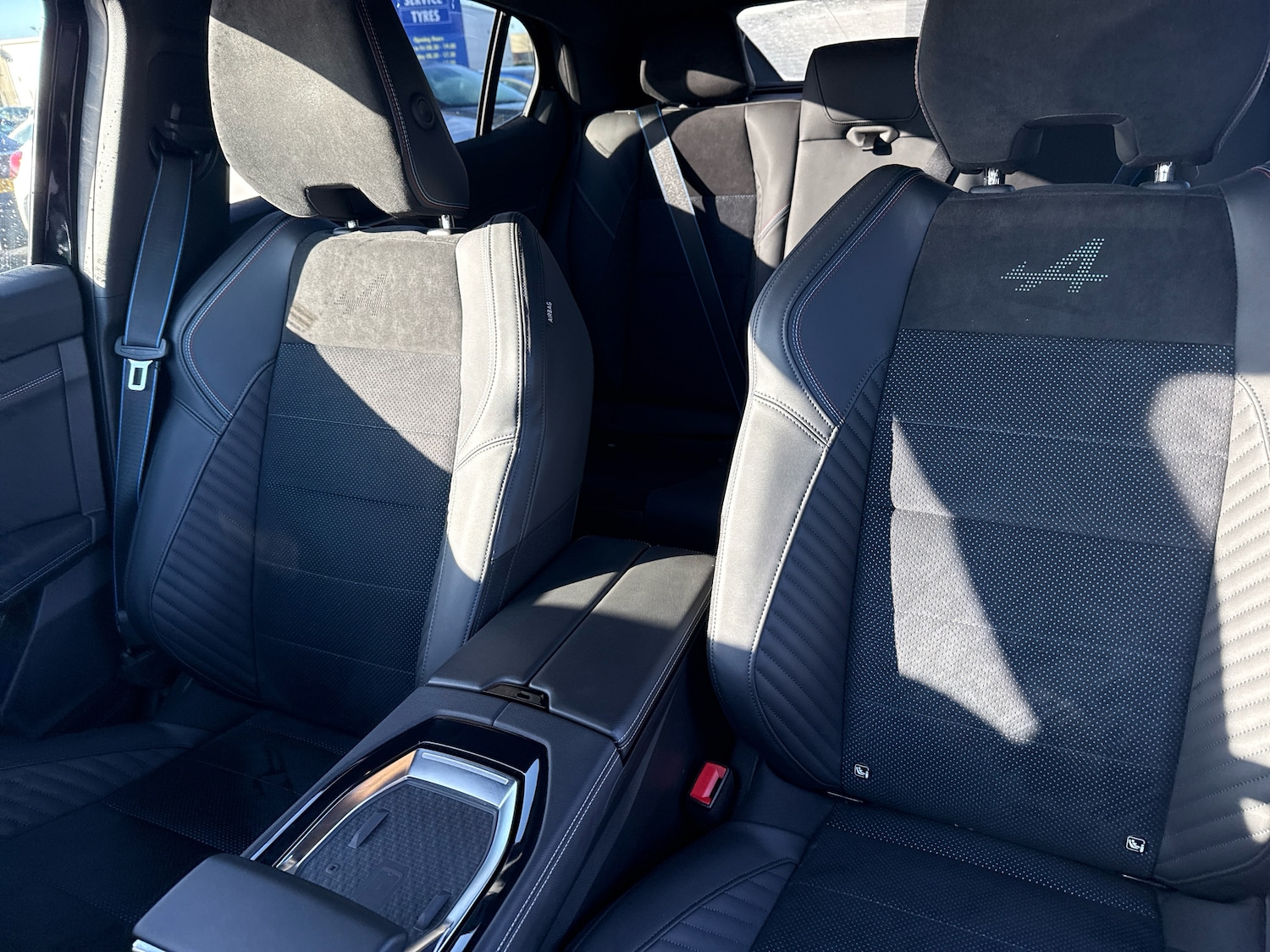 Used Renault Other 2024 for sale - 77560660: Photo 14