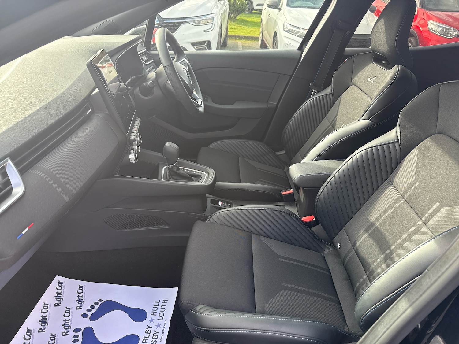 Used Renault Clio 2023 for sale - 77841627: Photo 13